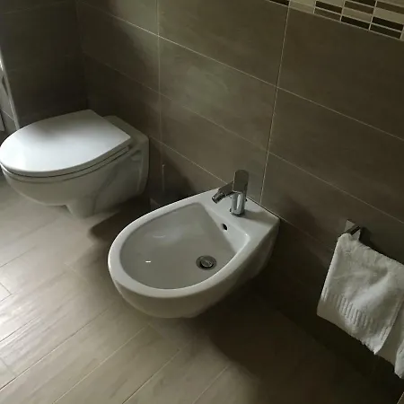 Lollo's Guest house