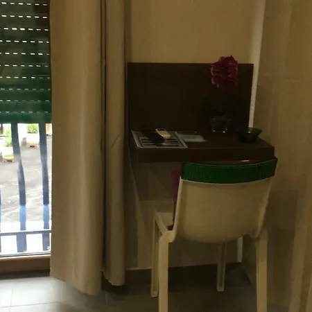 Lollo's Guest house 3*